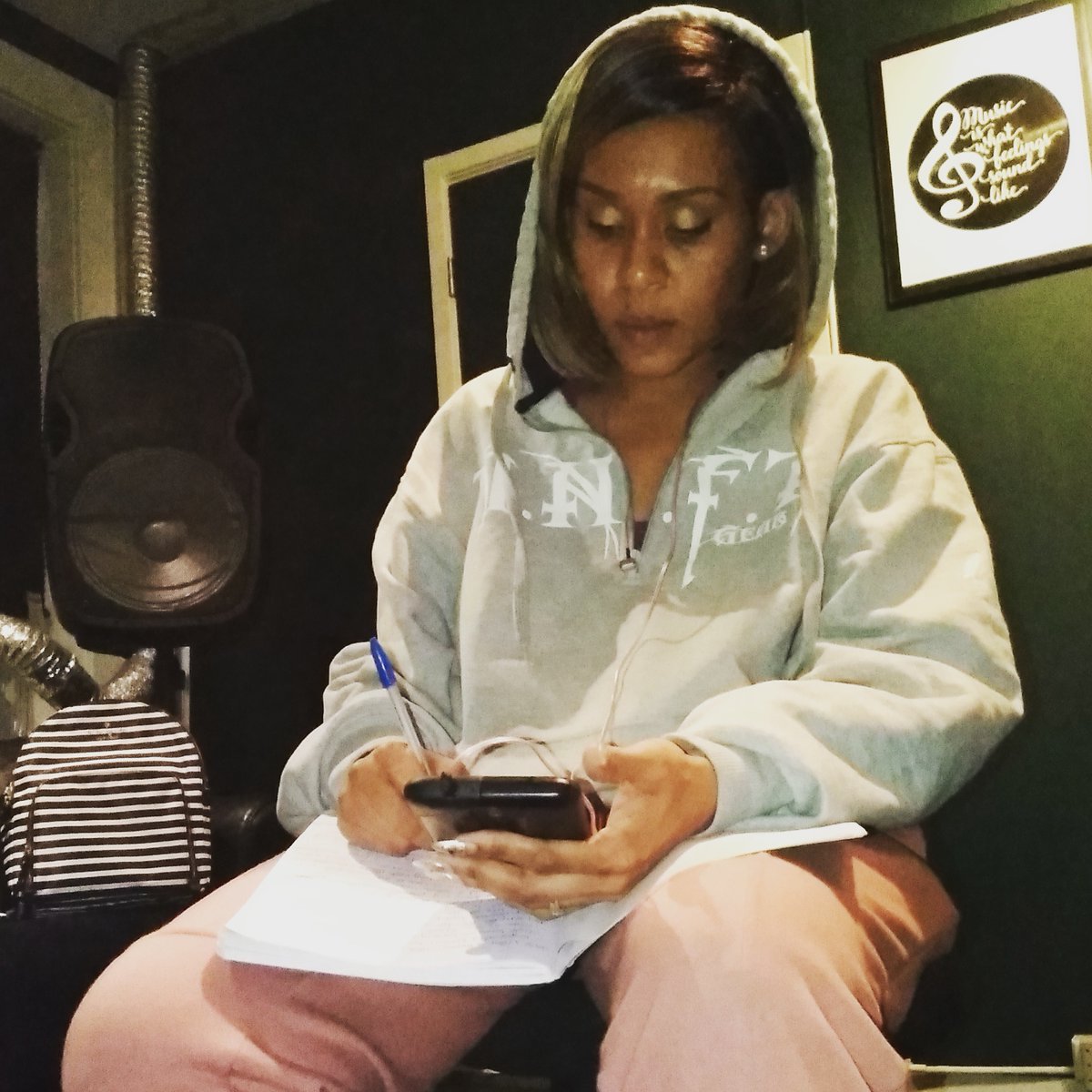 ShiLythal's tweet image. Work*Work*Work
Then Work some more!

#SHILYTHAL #DATRACKKILLA #DOPE #MC #JERSEY #FEMALERAPPERS 

iTunes, iHeartRadio, Spotify, Amazon, Pandora, Tidal, Apple Music, Google Play, Deezer