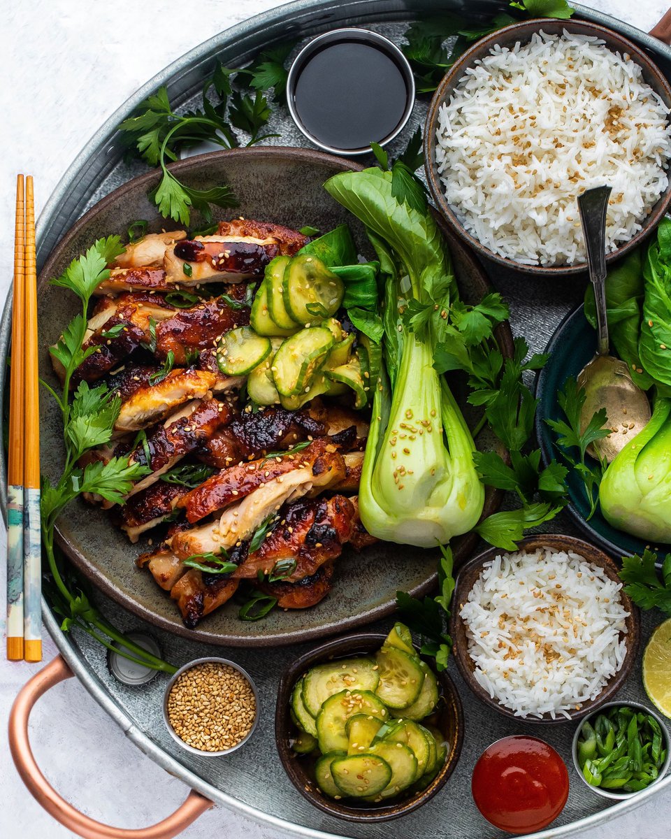 Thursday Crush = Miso Marinated Grilled Chicken with Japanese-Style Pickles. Hot Damn Finger Lickin Good. Recipe Link Below. Have the best day friends. <a href="/traegergrills/">Traeger Grills</a> #TraegerCulinary 
bit.ly/305P2h2