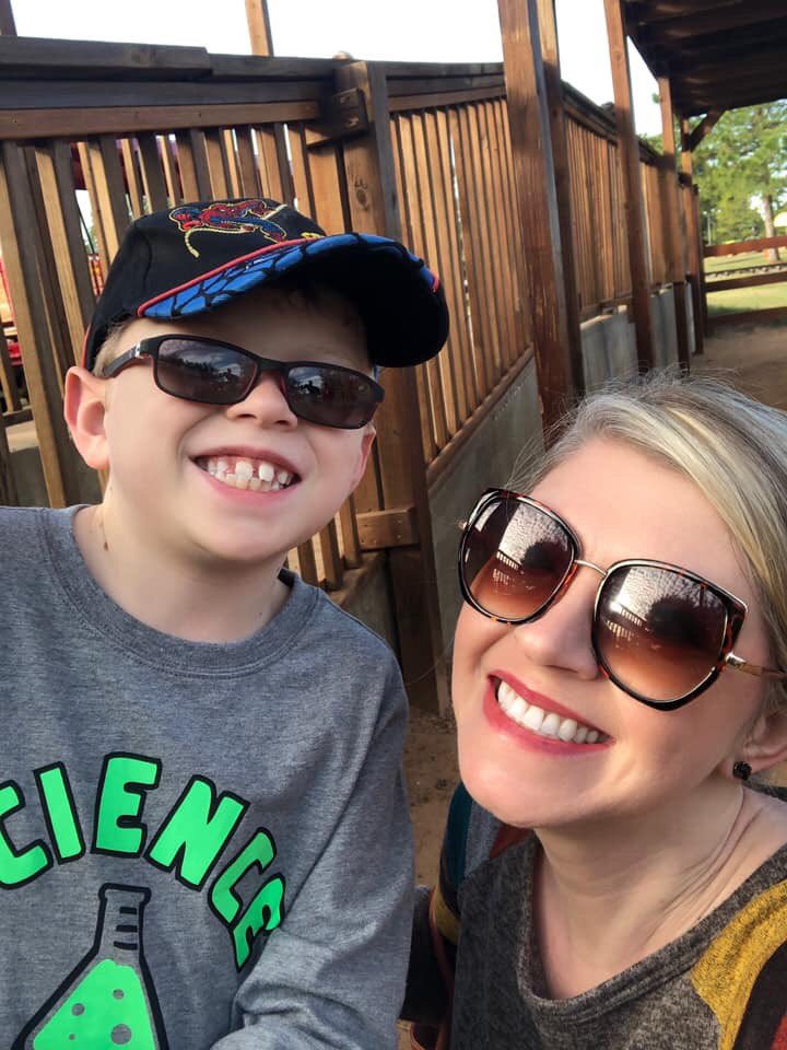 HelpingEzra's tweet photo. Happy Birthday to Gould Syndrome Hero and Ezra’s Mom! #gouldsyndrome #happybirthday @HolyCowPretty https://t.co/ZjIhsLgKWS