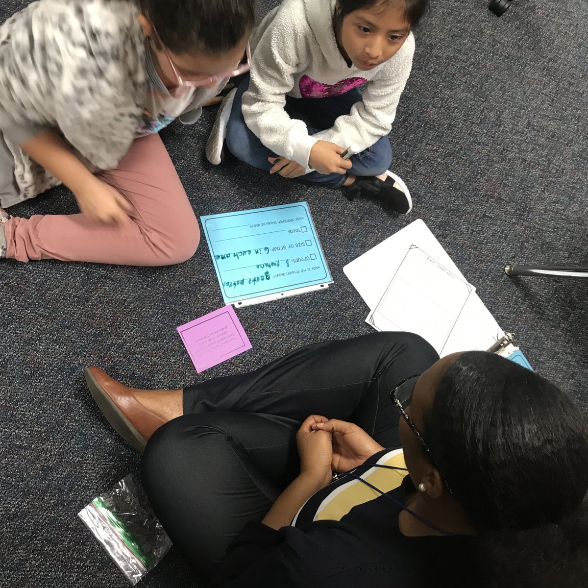 MrsBringmann's tweet photo. We had the best morning learning! Loved sharing the Equal Groups Mat with our @FordGrade teachers! @ZunkerTammy @Gretchen_Montgo @erikalchavez @BrendaGovea14 @Canales2Dana @mlevenstone3 @learnwithleek #labsitelearning #learn #practice #grow https://t.co/SQCkEtTgMP
