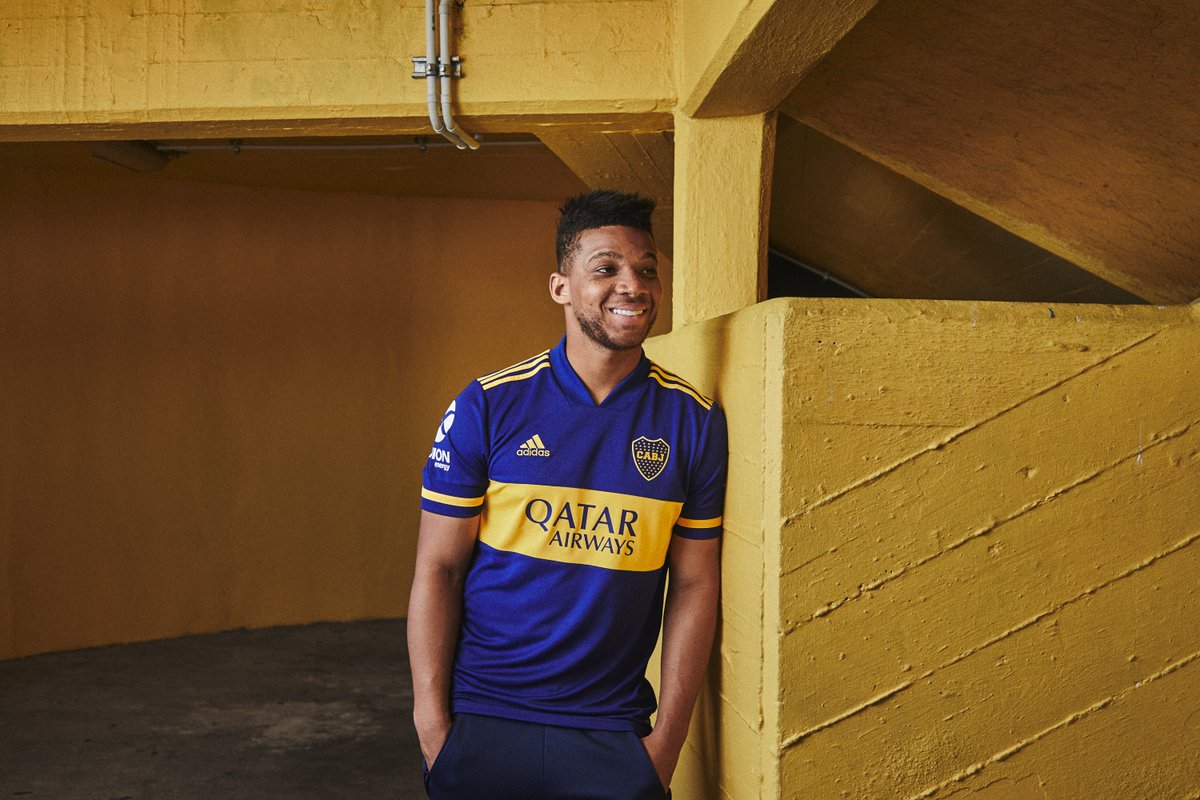 PlanetaBoca's tweet photo. 😍 La camiseta más linda del 🌎

#LaDeBoca 💙💛 https://t.co/u9JaYKRQyv