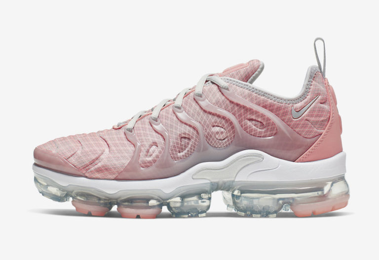 vapormax plus artwalk