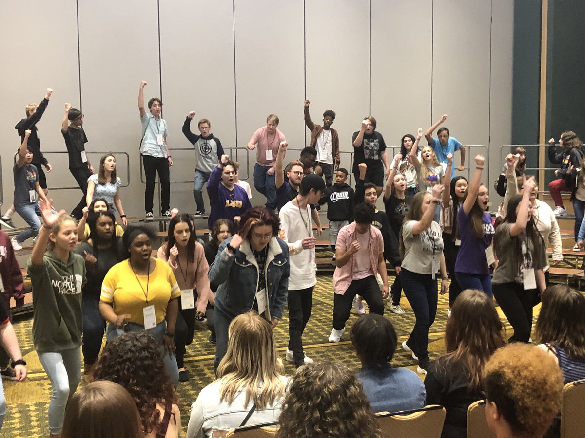 SammiKateP's tweet photo. One of the coolest surprises thus far has been @MrCyWood not only introducing us to his incredibly talented BHS friends, but planning an exchange with a dear friend from Anna, TX! What an opportunity to learn, grow & support! #bhsjax #onebutlertech #fortheloveofmusic #soasingers https://t.co/rsBXA6vWhx