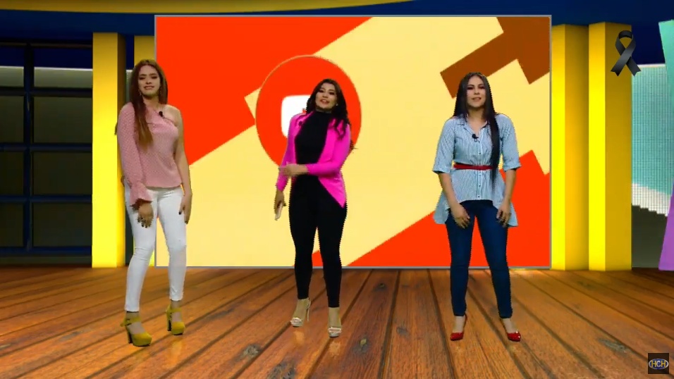 HCHTelevDigital's tweet photo. Al aire su programa #SoloLlamadas míralo en vivo a través de https://t.co/80e0rEvDTL https://t.co/tVCYd69got