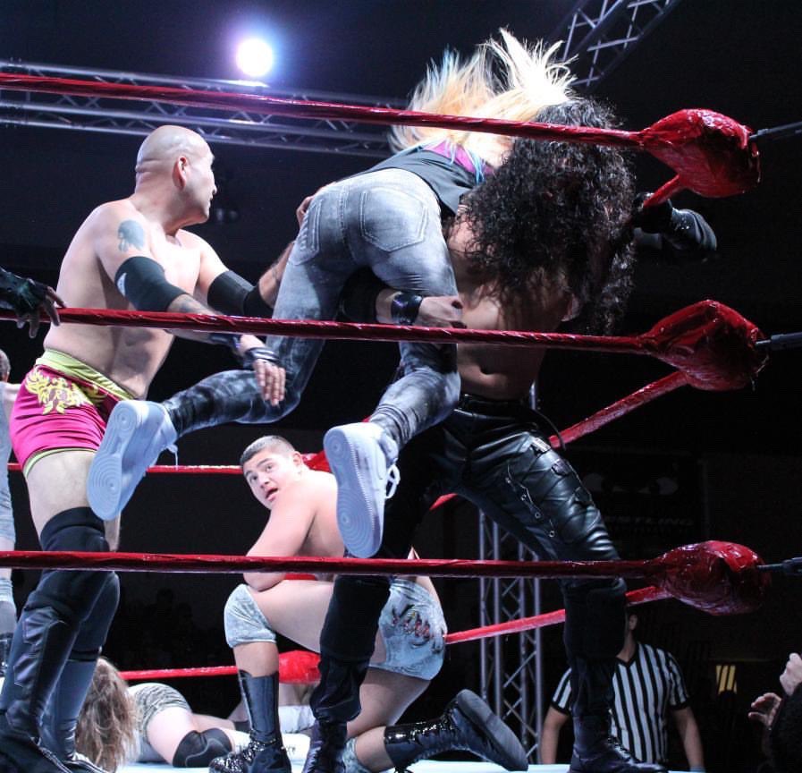 elprimohenio's tweet photo. We’re not always in a Battle Royal. But when we are, no one is safe!! Photo cred: @veronicaruben5
#santinobros #santinotough #HYDE #unhinged #possessed #whereisjekyl #spreadofhyde https://t.co/CTdN37Ip7G
