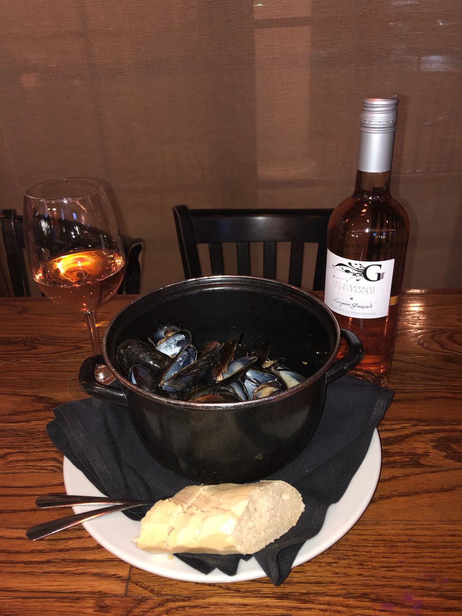 Since we can't all go to France, #CapAleMidlo is bringing France to you! Tonight's special consists of our Mussels A La France, paired beautifully with our Gueissard Rose! #allyoucaneatmussels #thursdaynightspecial #bestdealsintown