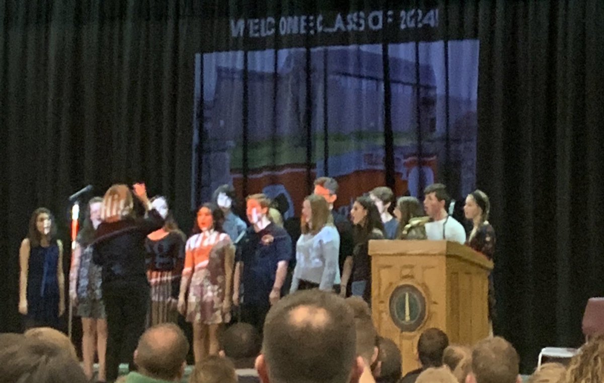 It is always a joy to watch our Chamber Singers sing!! As they sing the national anthem, we welcome you to the 8th Grade Open House!! 🐾⚪️🎶 #music #8thgraders #Classof2024 @hprhs_gina @DeodinoWildcats <a href="/HPRwildcats/">High Point Regional High School</a> <a href="/SeamusWCampbell/">Seamus Campbell</a>