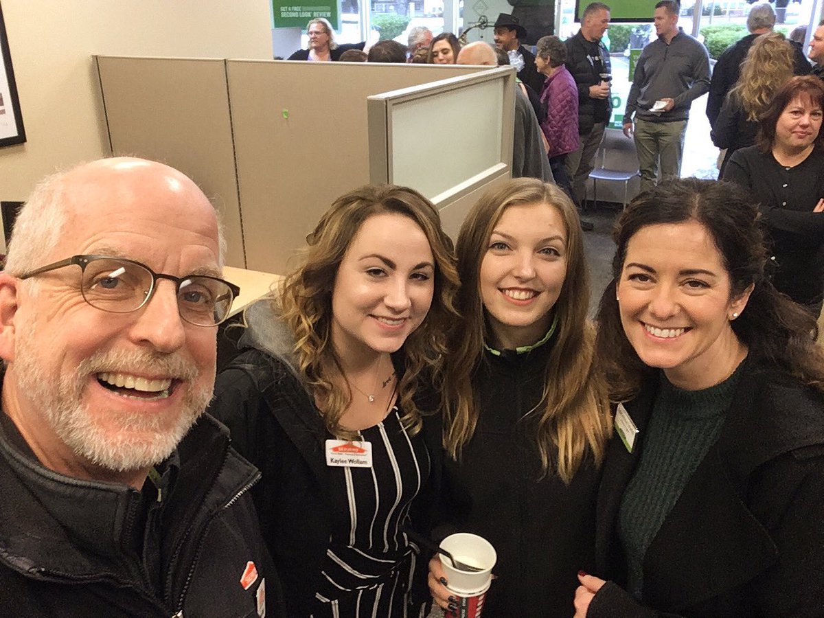 Albany greeters! #AlbanyChamberOfCommerce #ServproLynnCounty #RussSelfie