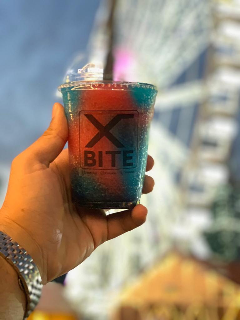 XBiteksa's tweet photo. Find us @ Winter Wonderland🎡🎢
We would love to see you! BOOTH4 8
حياكم في ونتر وندرلاند🎡🎢
نتشرف بشوفتكم! بوث 48
#WinterWonderland #شتاء_الرياض #XBITE #BIGBITEKSA @ksabigbite @RiyadhSeason #RiyadhSeason #riyadhwinter #Foodie https://t.co/pNYWHlS4HQ
