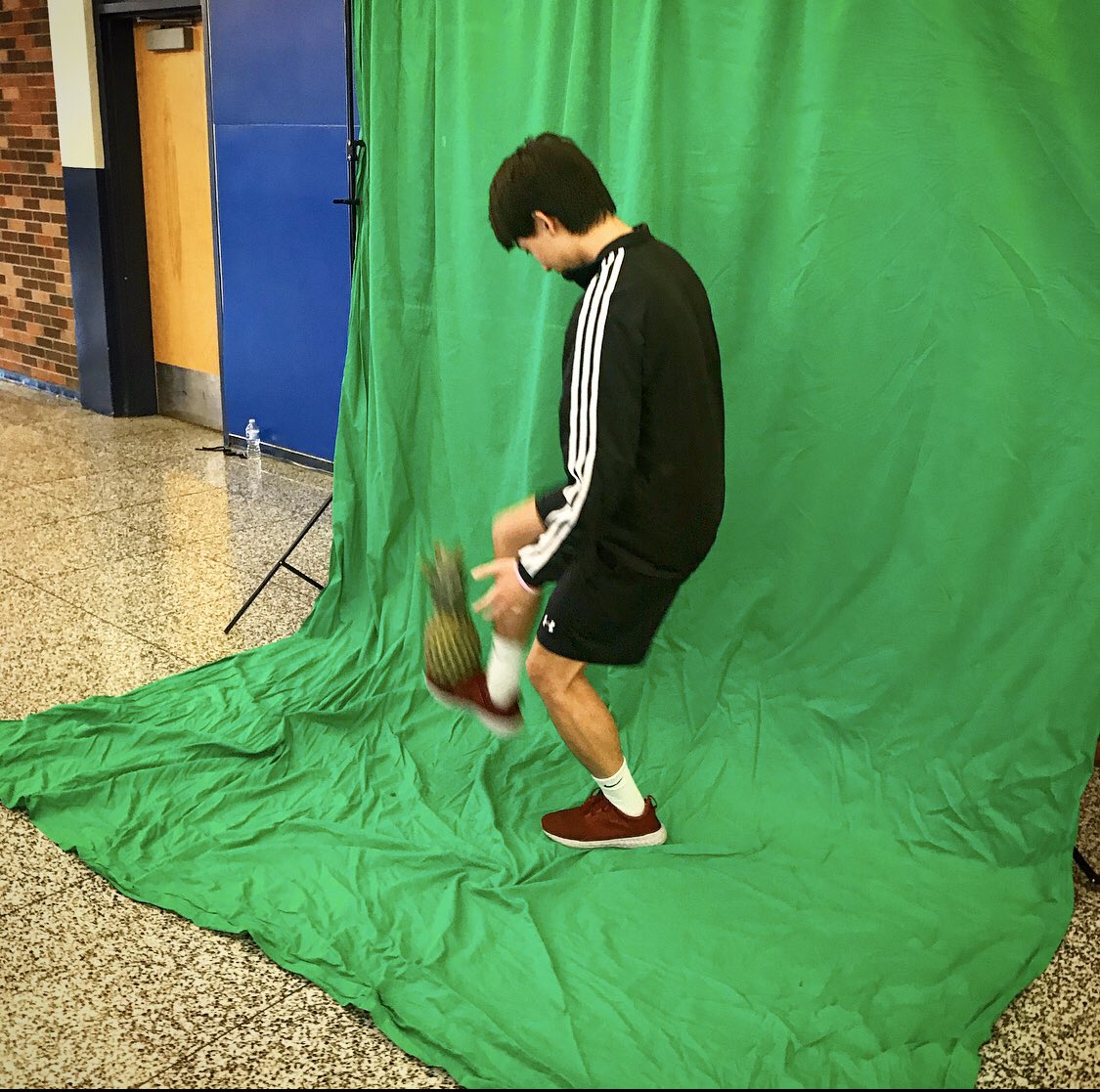 TeamHDI's tweet photo. Behind the scenes of our first photo shoot for the upcoming Henry Clay Healthy Devils Initiative Promos 

Stay Tuned 🤘🏼
#HealthyDevils 
#TeamHDI 

@HCHS_Athletics https://t.co/JQxYUbj4yk