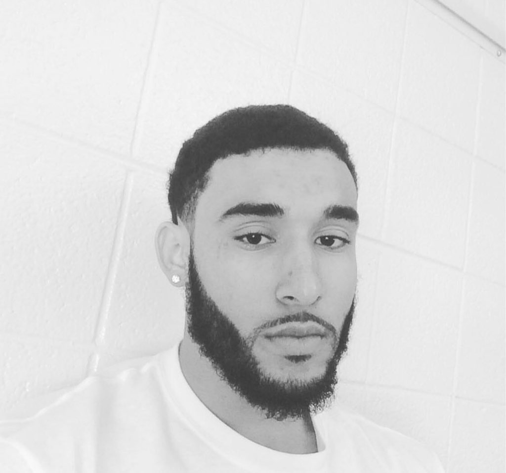 dmvexposedd's tweet photo. Who wants his file 😋😛🤩 https://t.co/h4g5AflaAL