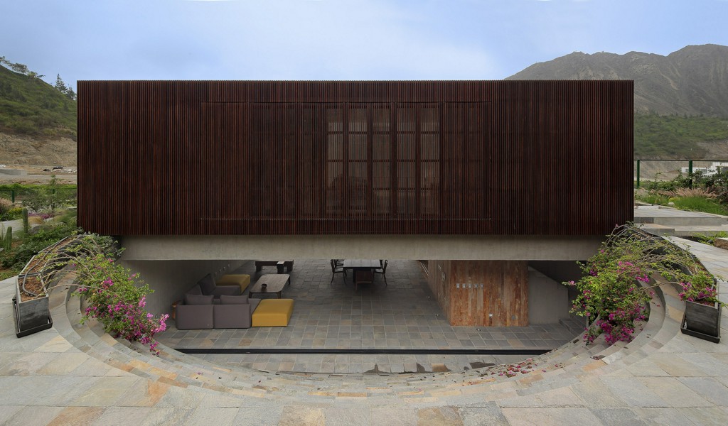 ArchDaily's tweet photo. Topo House / Martin Dulanto Arquitecto https://t.co/St3KsS1Erh https://t.co/wkkvAJEEoZ