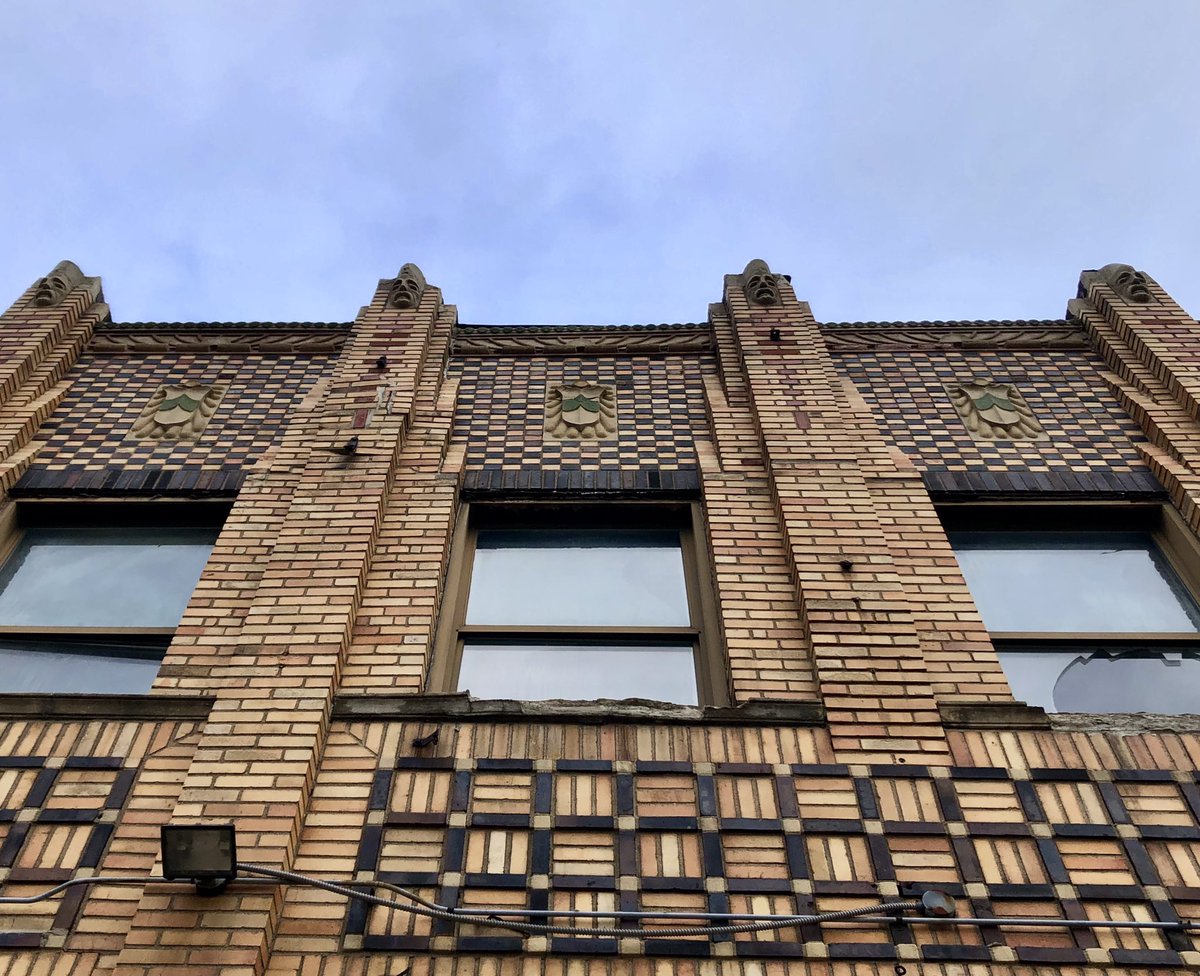 Midwest Modern tweet media