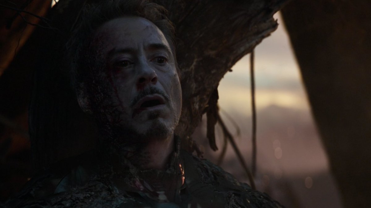 Bosslogic's tweet photo. So apparently this scene when Iron Man dies in #endgame his Eyeball was meant to pop out, but they didn't go that direction XD @Russo_Brothers @RobertDowneyJr https://t.co/2dibBLA5yC