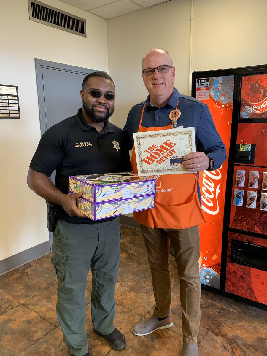 Sheena Sibley (@sheenaasds) on Twitter photo We would like to thank the Louisiana State Police Troop A and East Baton Rouge Parish Sheriff’s Office Kleinpeter Substation for all that you do! Store 370 greatly appreciates you! <a href="/VeronicaJno/">VeronicaJB THD Store 370</a> <a href="/jxh076/">james hickingbottom</a> <a href="/MistyUsher8/">Misty Usher</a> <a href="/AaronHaskins8/">Aaron Haskins</a> #NationalLawEnforcementAppreciationDay We would like to thank the Louisiana State Police Troop A and East Baton Rouge Parish Sheriff’s Office Kleinpeter Substation for all that you do! Store 370 greatly appreciates you! <a href="/VeronicaJno/">VeronicaJB THD Store 370</a> <a href="/jxh076/">james hickingbottom</a> <a href="/MistyUsher8/">Misty Usher</a> <a href="/AaronHaskins8/">Aaron Haskins</a> #NationalLawEnforcementAppreciationDay