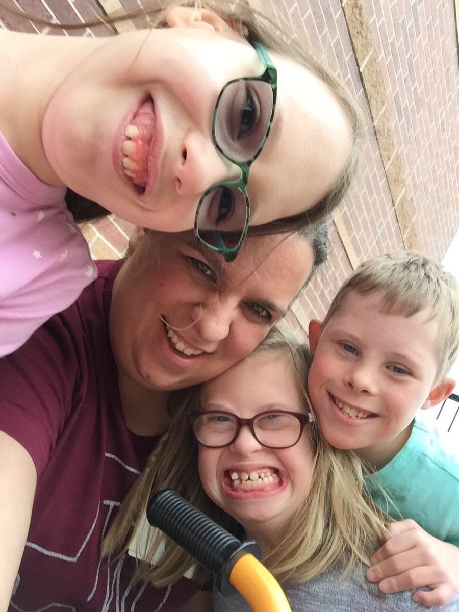 spedfrankflyers's tweet image. No matter what kind of day it is, these kids are always the best ☺️ @FrankKISD #kisdbestdayever #SpecialEducation #childlife