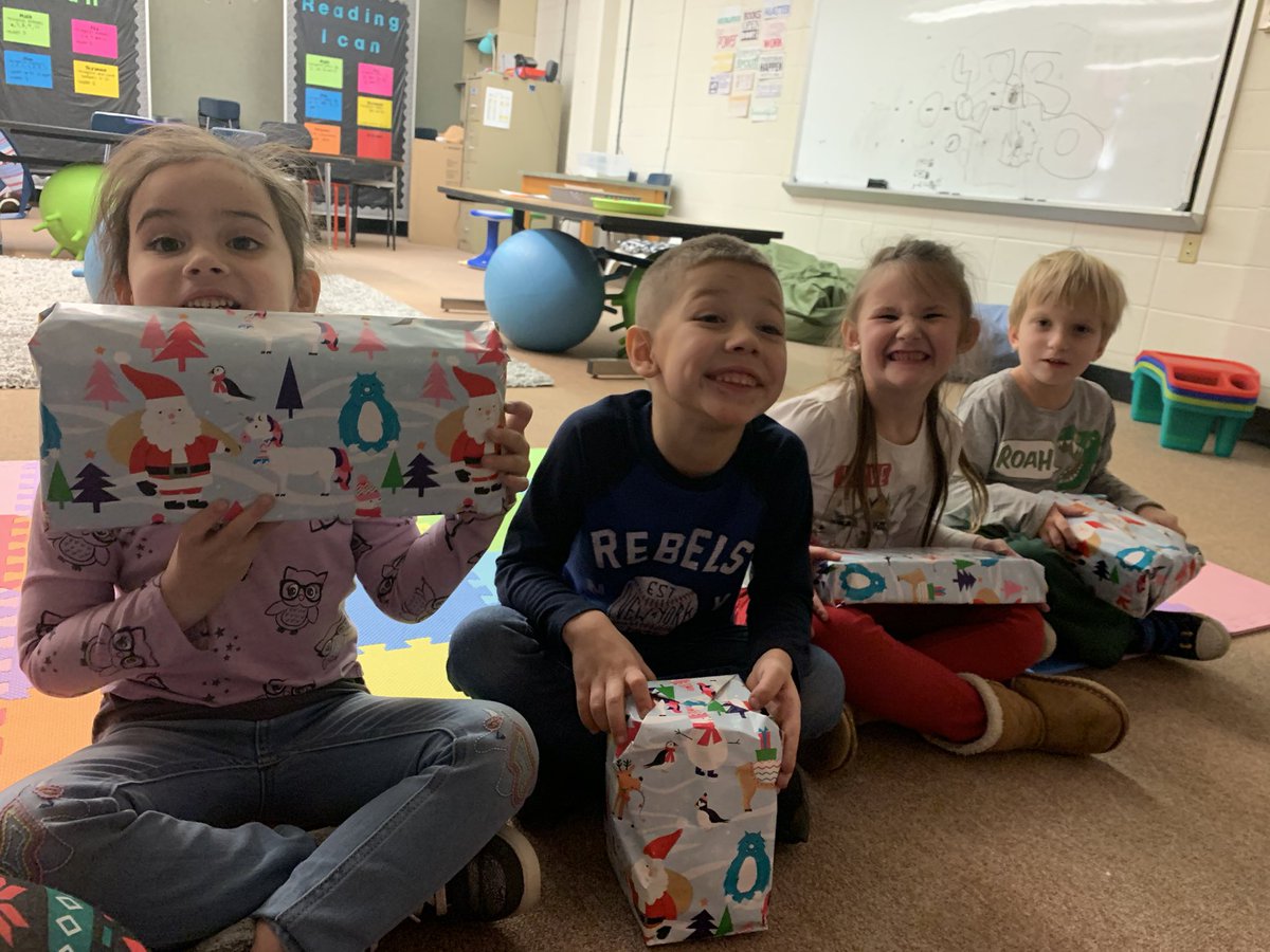 bingman222's tweet photo. A little recap of all the madness before the holidays! Cookie decorating, field trip to the fire house to mail letters to Santa, and our elf even brought presents! ❤️ I have the best job 🤗 https://t.co/MYCGX67Eul