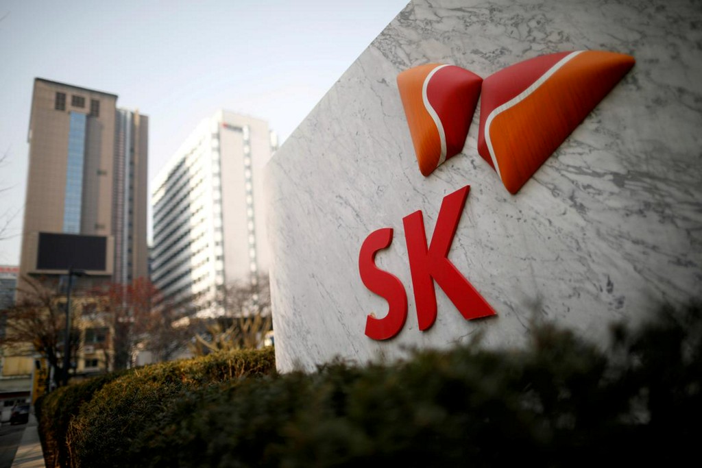 SK Innovation plans battery plant expansions in U.S., Hungary reut.rs/2R4u1zc