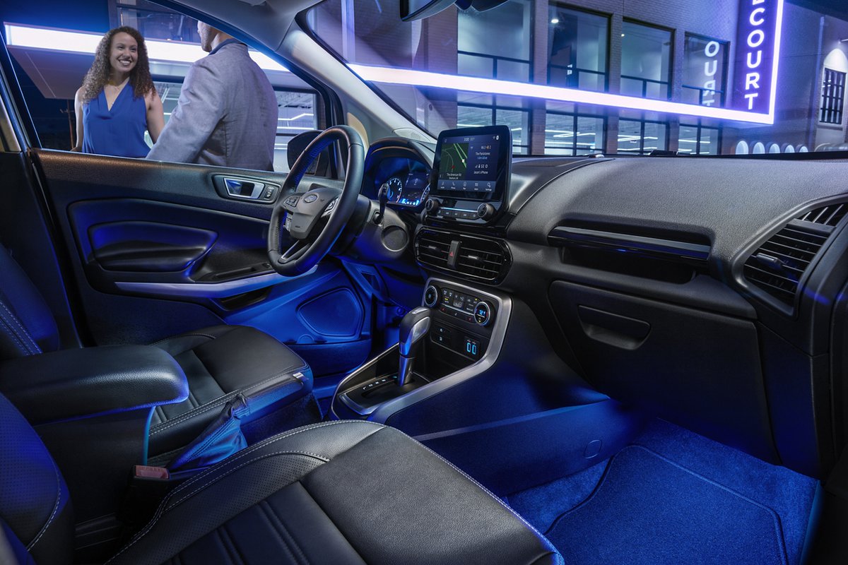 A night out on the town never looked so good. The 2020 EcoSport offers ambient lighting so that you may customize every ride.