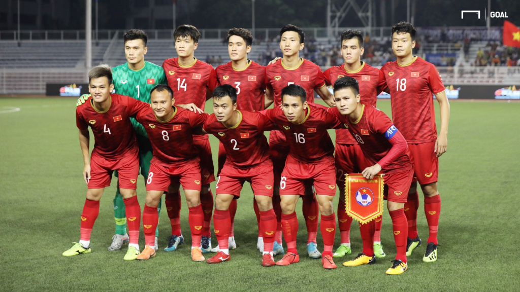 billtran90's tweet photo. Vietnam football https://t.co/vGCmMDDSjm https://t.co/SFIQWyIHnI