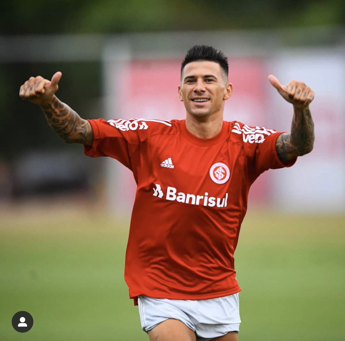 victorcuesta14's tweet photo. Estoy en el lugar donde soy feliz 🔴🔴 https://t.co/g4O0L9TcXn