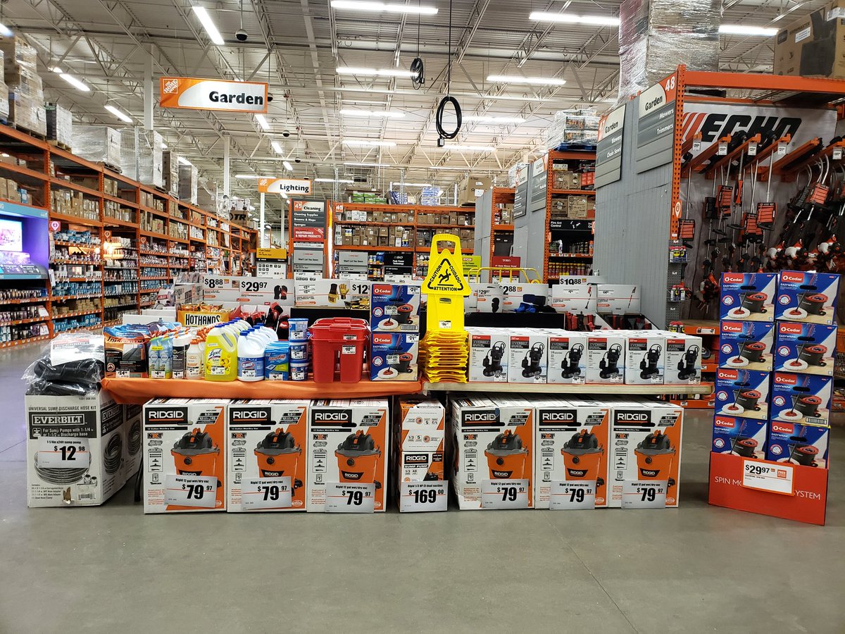It's sink or swim with the rain this weekend and <a href="/NEToledoTHD/">Toledo THD-Alexis Rd</a> store 3848 is ready to swim! #TakingCareofOurCustomers <a href="/DorthanalL/">Dorthanal Leonard</a> @AsalazarHD3848 <a href="/SeanMatson_THD/">Sean Matson</a>