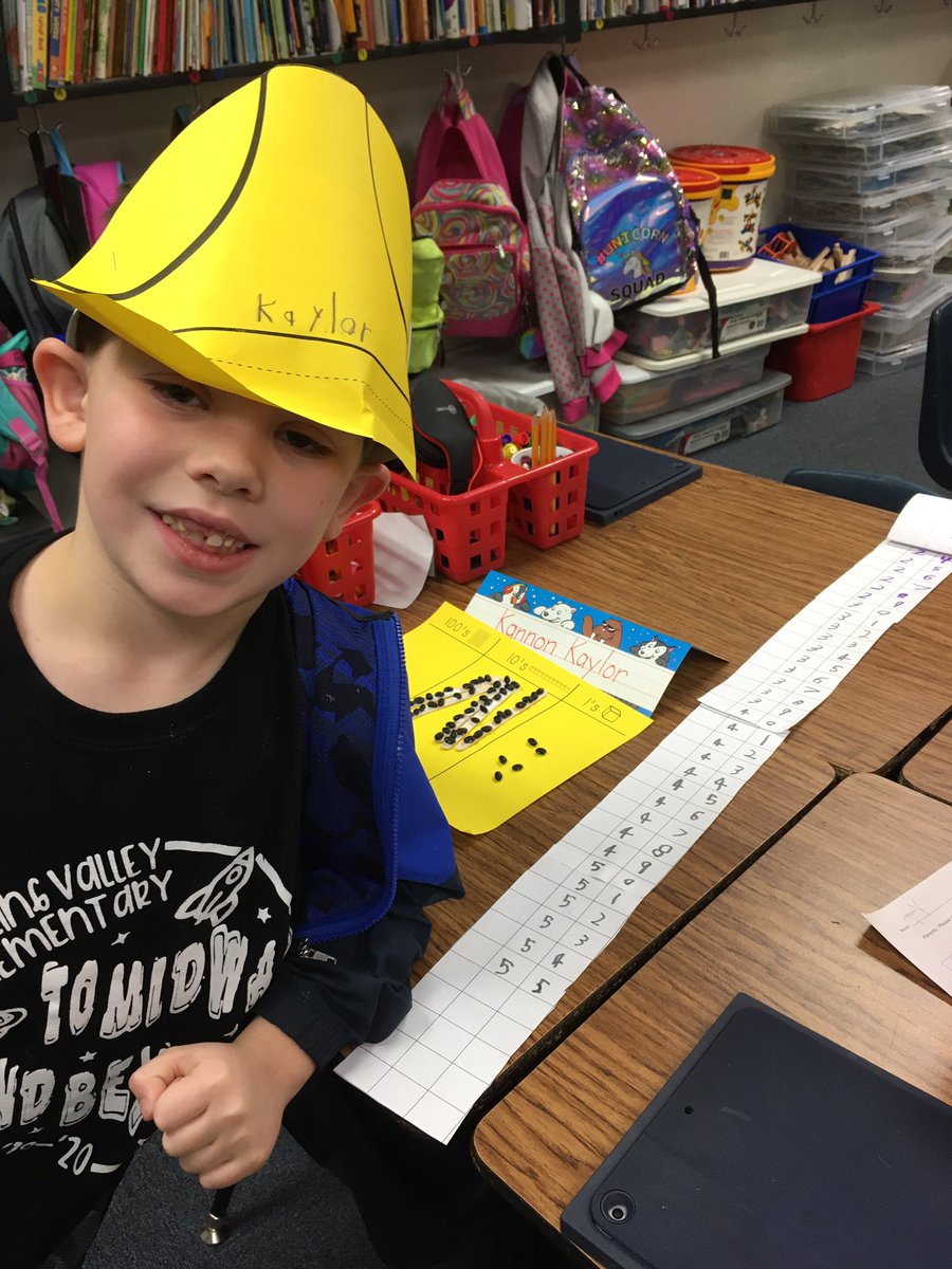 marla_jaynes's tweet photo. Builders Club—construction workers on the job!  #placevalue @SVEmisd @MidwayISD #midwaymathandbeyond https://t.co/G5stiFs6Yp