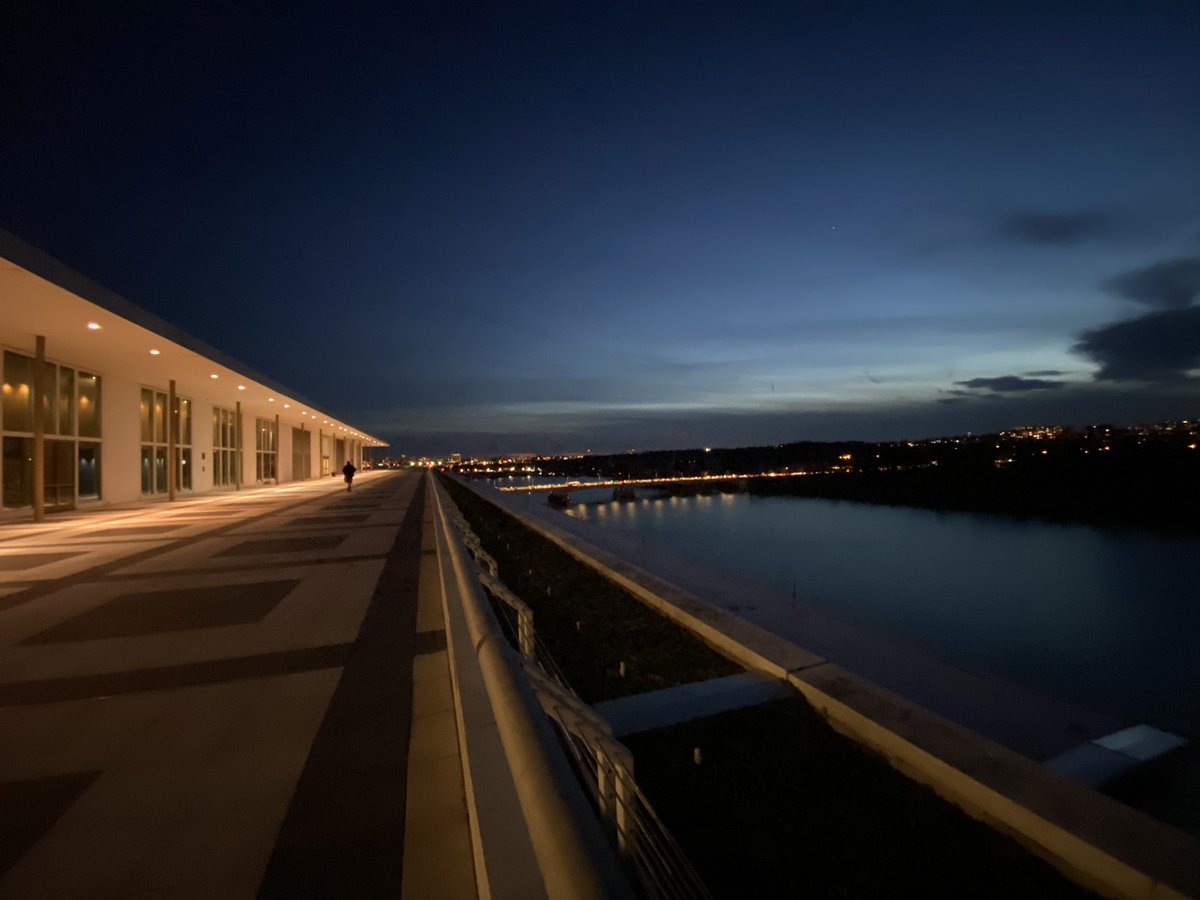Simiosys's tweet photo. Kennedy Center Terrace showcasing work with  Dept of Education Grant recipients during their Games in Education Expo! Boy, fun instructional tech for class has come a long way in the last decade. #edgamesexpo @edward_metz @usedgov @sbirgov @kencen @VRWorldSociety @MixingRealities https://t.co/hUigyIjI1e