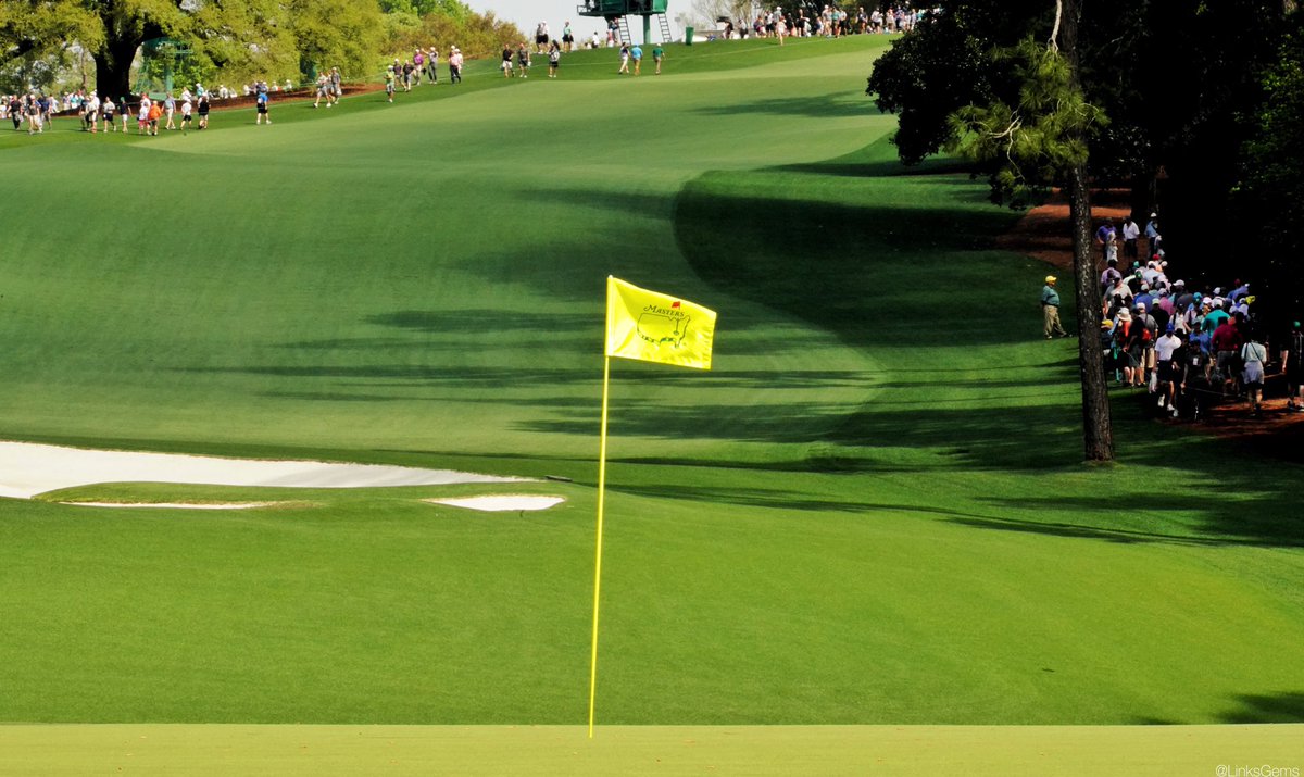 LinksGems's tweet photo. Three months from today - balls in the air.

A tradition unlike any other. #TheMasters https://t.co/xnoeNaJI5c