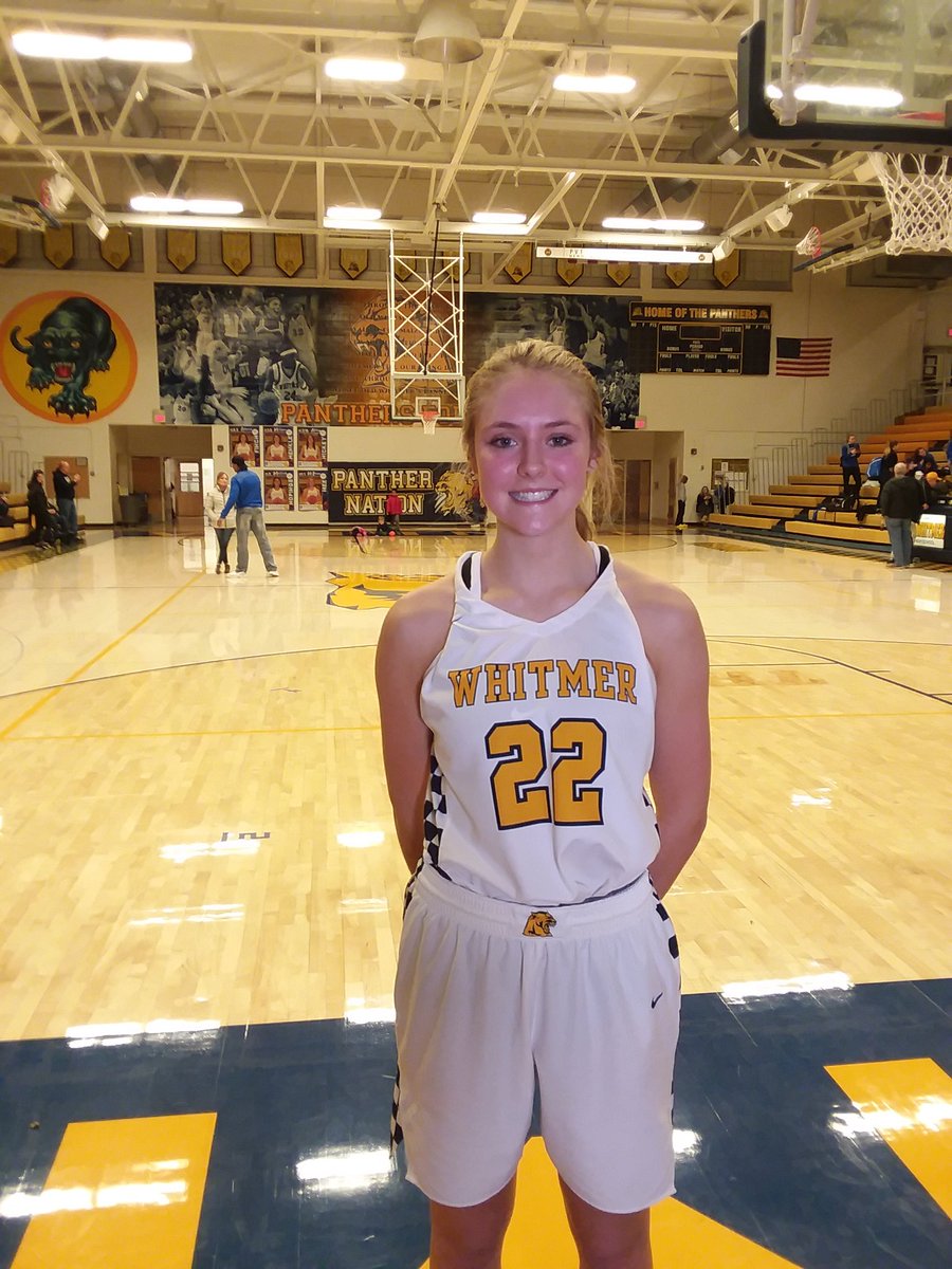 Congratulations to Whitmer's Rhegyn Blood who was presented with an award for becoming Whitmer's all time steals leader before game with Central <a href="/BCSNsports/">BCSN</a>