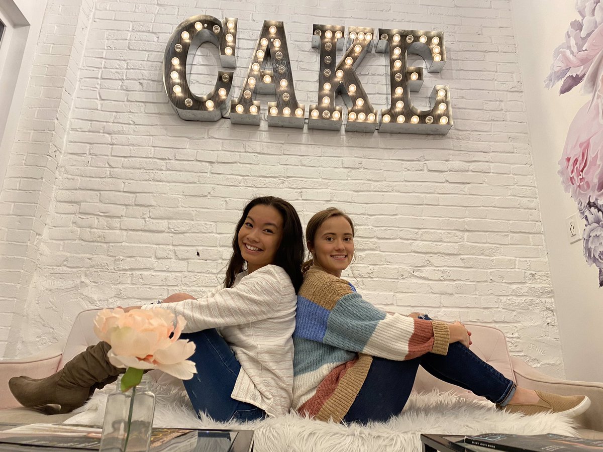 _apf10_'s tweet photo. Love the Lou and my Gals 🥰 https://t.co/BC3G4YqQmA