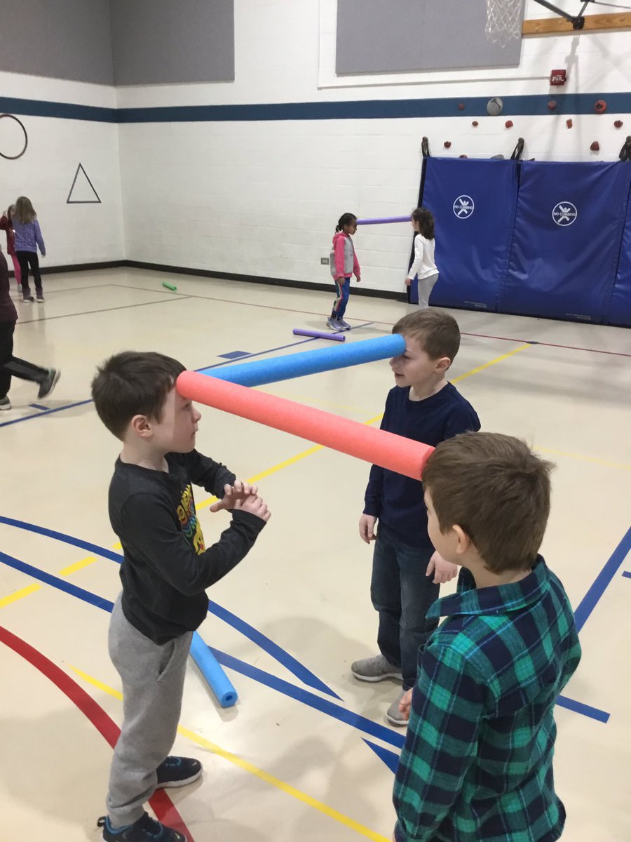 ZacharyBeyer3's tweet photo. Some pictures of 1st and 3rd grade balancing noodles as their warm up activity at Field! Students love using noodles in PE class! #physed #fabfield64 #d64smiles #EngageD64 #FISmiles #D64leadwithlove @DrJBednar @IAHPERD @D64News @FieldD64 #d64pe @D64Educators #elempe @PE4Learning https://t.co/rj7pywuH5W