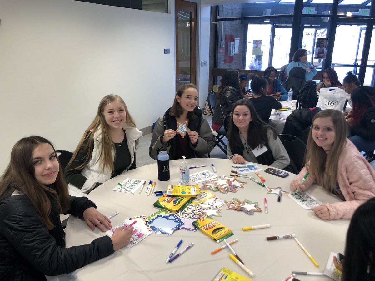 ETHSTAM's tweet photo. Creating and sharing positive messages with our fellow BCPS students! #edrisingbcps https://t.co/9RdAxzCi05