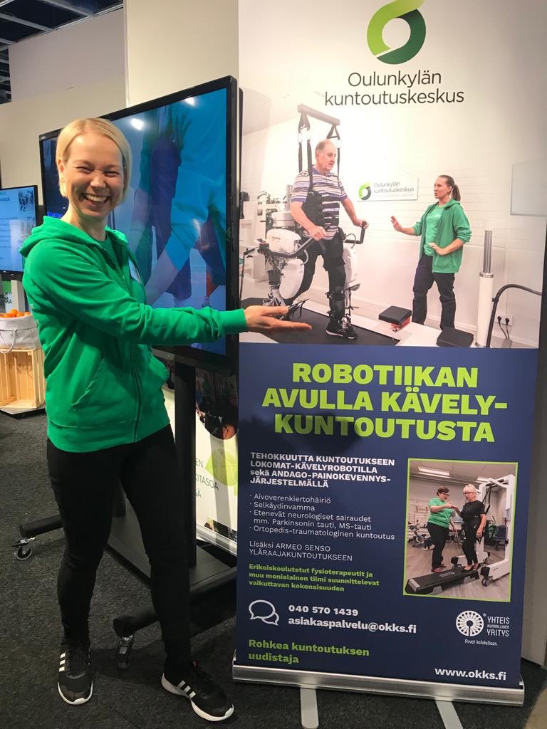 OKKSkuntoutus's tweet photo. Terveiset #lääkäri2020 tapahtumasta. OKKS:n pisteellä iloinen tunnelma jatkuu jo kolmatta päivää. OKKS:n kehittämistoiminta ja kävelyrobotiikka on herättänyt kiinnostusta. #Lokomat #kävelyrobotiikka #kuntoutus #yhteistyö #kehittäminen #työnilo #kuntoutusteknologia #osaaminen https://t.co/41VvQifre0