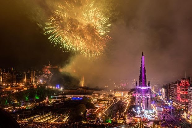 One of Scotland’s leading events exports warns <a href="/edinburgh/">Edinburgh</a> it risks “huge” economic and reputational damage if it scales back or ditches its Hogmanay celebrations: scotsman.com/news/people/sc… <a href="/TheScotsman/">The Scotsman</a> <a href="/scotsman_arts/">Scotsman Arts</a> <a href="/edhogmanay/">Edinburgh's Hogmanay</a> <a href="/VisitScotNews/">VisitScotland News</a>