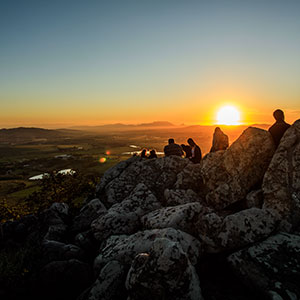 There's a #fullmoon tonight and you can enjoy it in all its glory on a hike up Klapmutskop with <a href="/dirtopia/">dirtopia</a> or with a picnic at the <a href="/taalmonument/">Afrikaanse Taalmonument & Taalmuseum @ Paarl</a>. Take a look at our online diary for more details and to see what else is happening this weekend.
#CLdiary
countrylife.co.za/diary