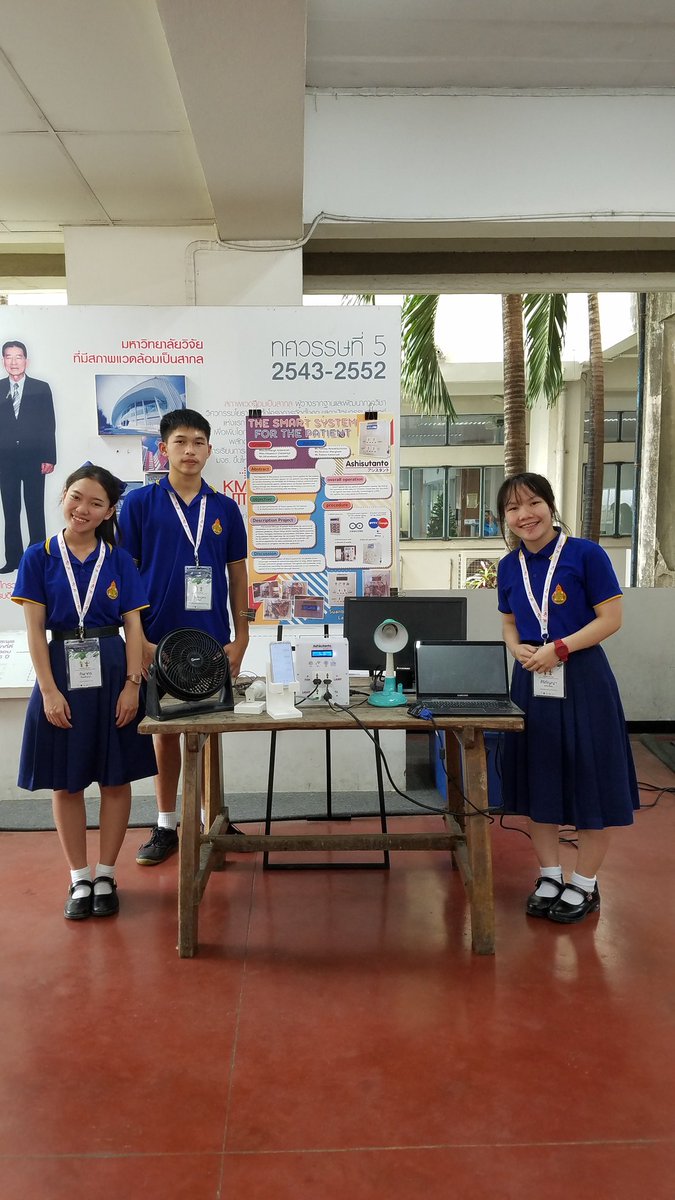 tatianasoster's tweet photo. Learning a lot about IoT! Amazing project. #FabLearn #fablearnasia #fablearnasia2020 https://t.co/aBoV9X8cnX