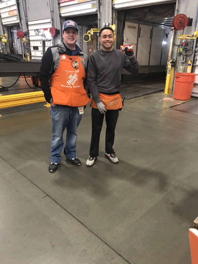 5024Robin's tweet photo. Thank you for joining are key 2 outbound team Daniel! https://t.co/jpgMcTLaks