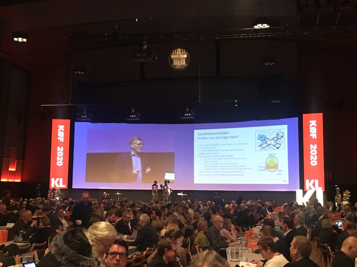 blomgrenagerbak's tweet photo. ‘Udviklingen i sundhedsvæsenet skal vendes til planlagt opgaveflytning’ siger @SogaardJes #koef2020 #sundpol https://t.co/YIYLu8Aedu