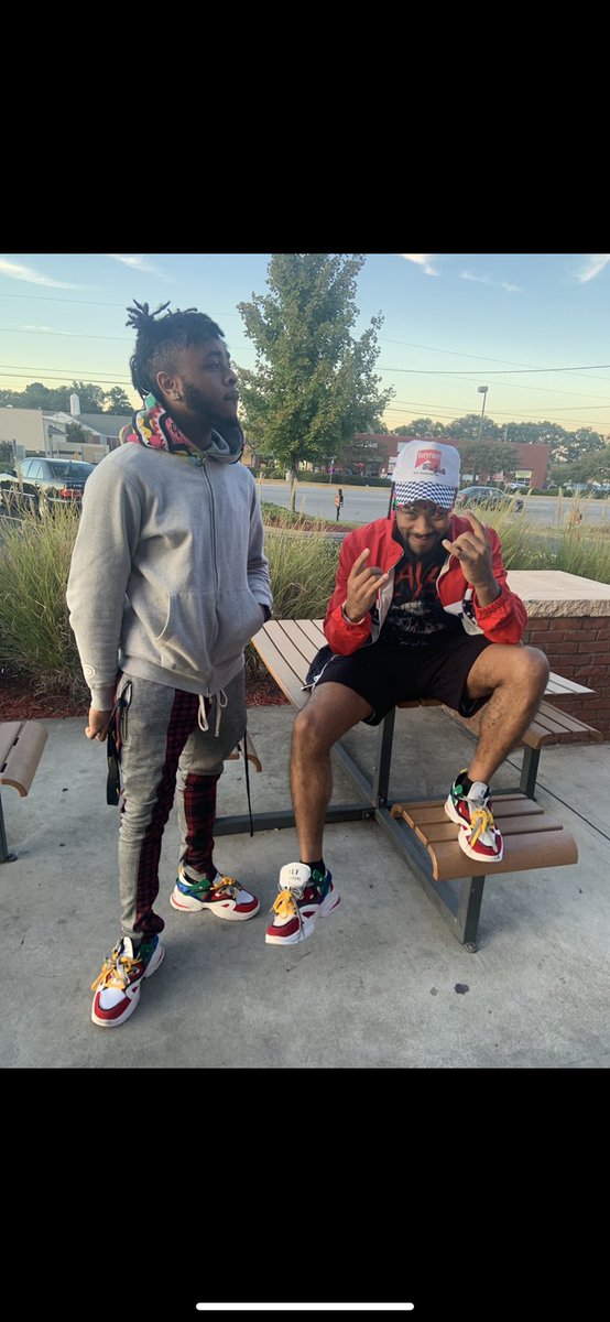 mccgillicutty's tweet photo. DIFFERENT CITIES SAME NIGGAS (gotta wait ya turn too shine get left or stay down.....Gang well Connected we make History No Pen &amp;&amp; Paper we did a lot 🚧 #wavecreators #tbt #2k19 #fatherfigures #westartedalot https://t.co/b8ijLn2lZv