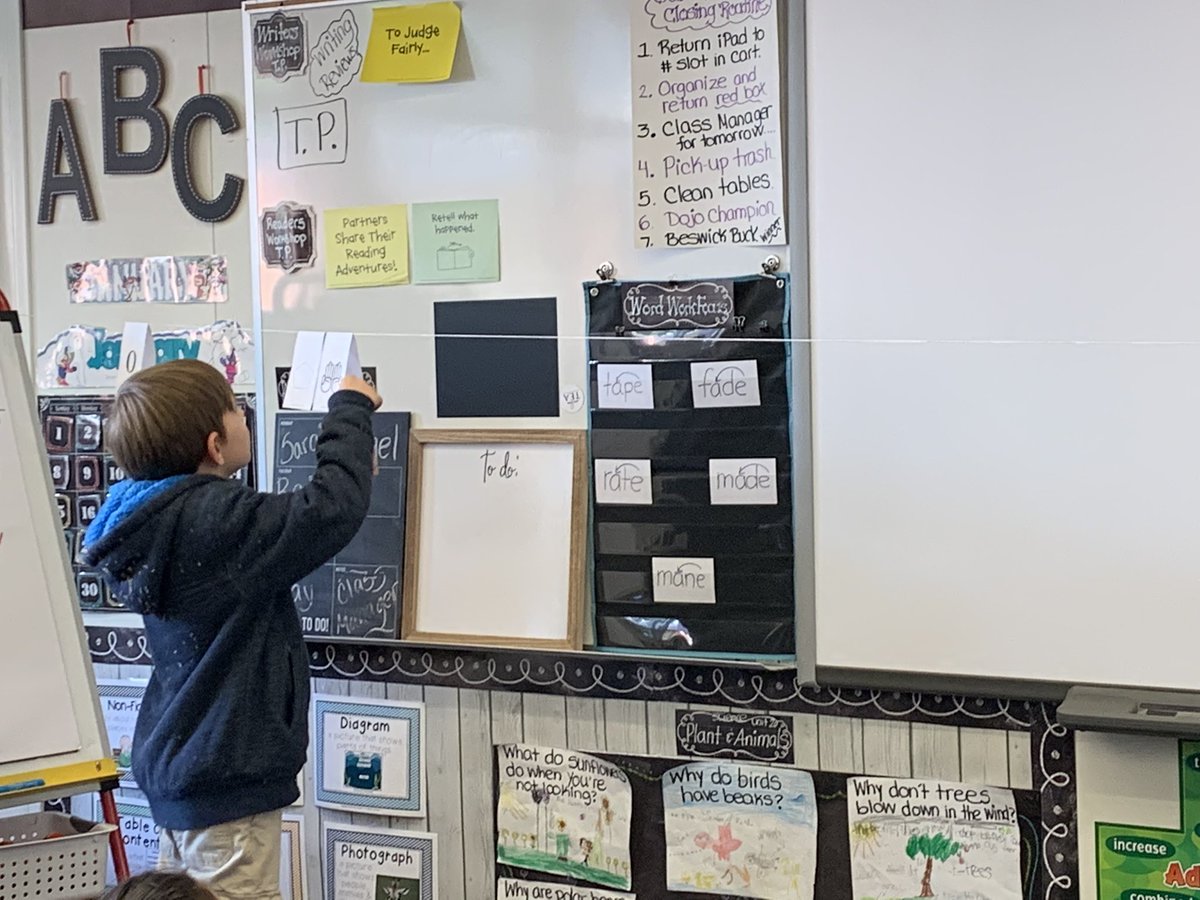 neaganng's tweet photo. Thank you @catlien for showing us how to do clothesline math! Very engaging and fun way to learn number sense!@beswickes https://t.co/UrbqugJKqK