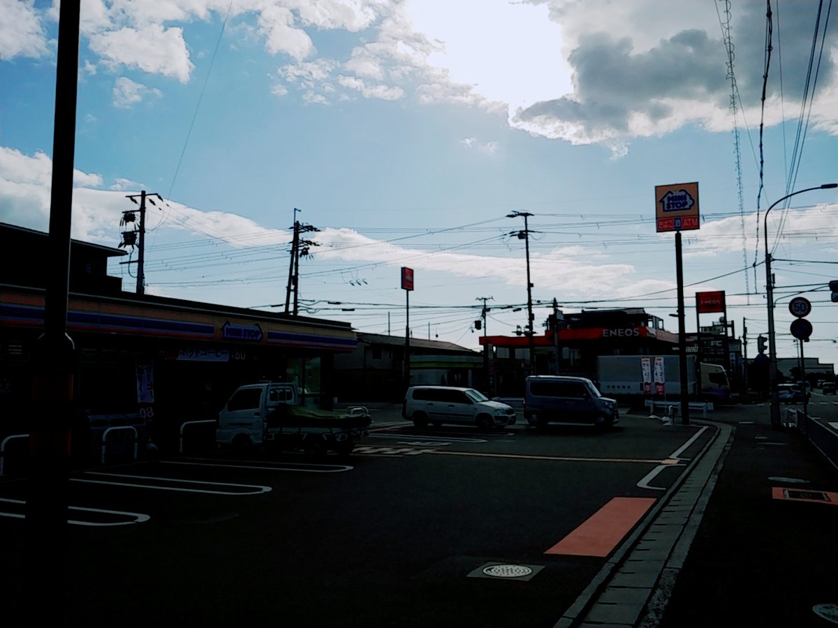 Ministop 情報垢 A Twitter 店舗紹介 兵庫編 明石二見町店 イートインスペース この店舗は兵庫県の明石にあり 山陽電鉄の西二見駅から徒歩5分ほどで来れます これより先の姫路 岡山方面にはミニストップは九州までありません 是非