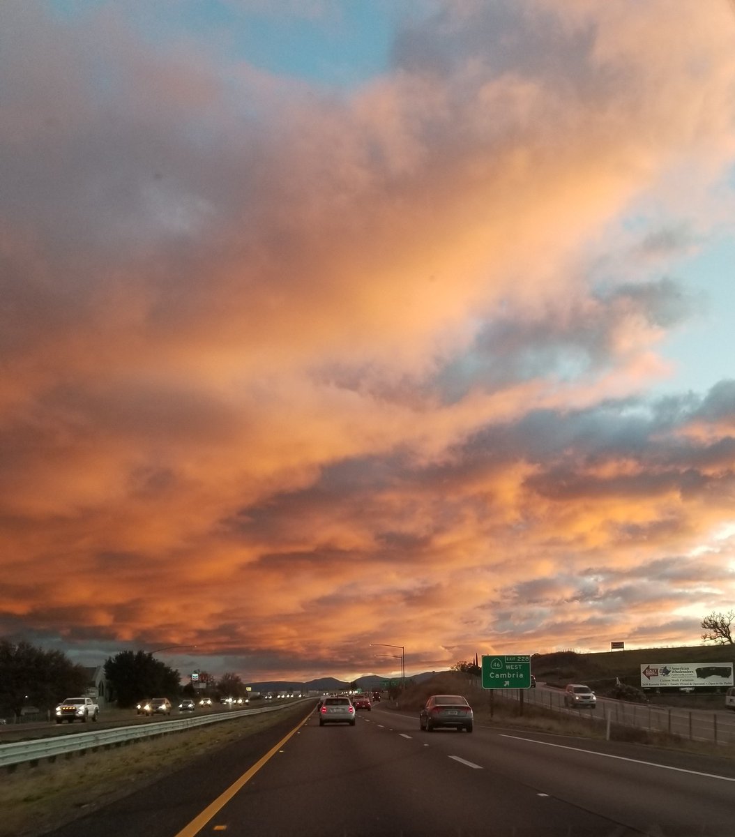Mosca51jr's tweet photo. Cotton Candy Clouds🍭☁️ https://t.co/3kRXrjK8OP