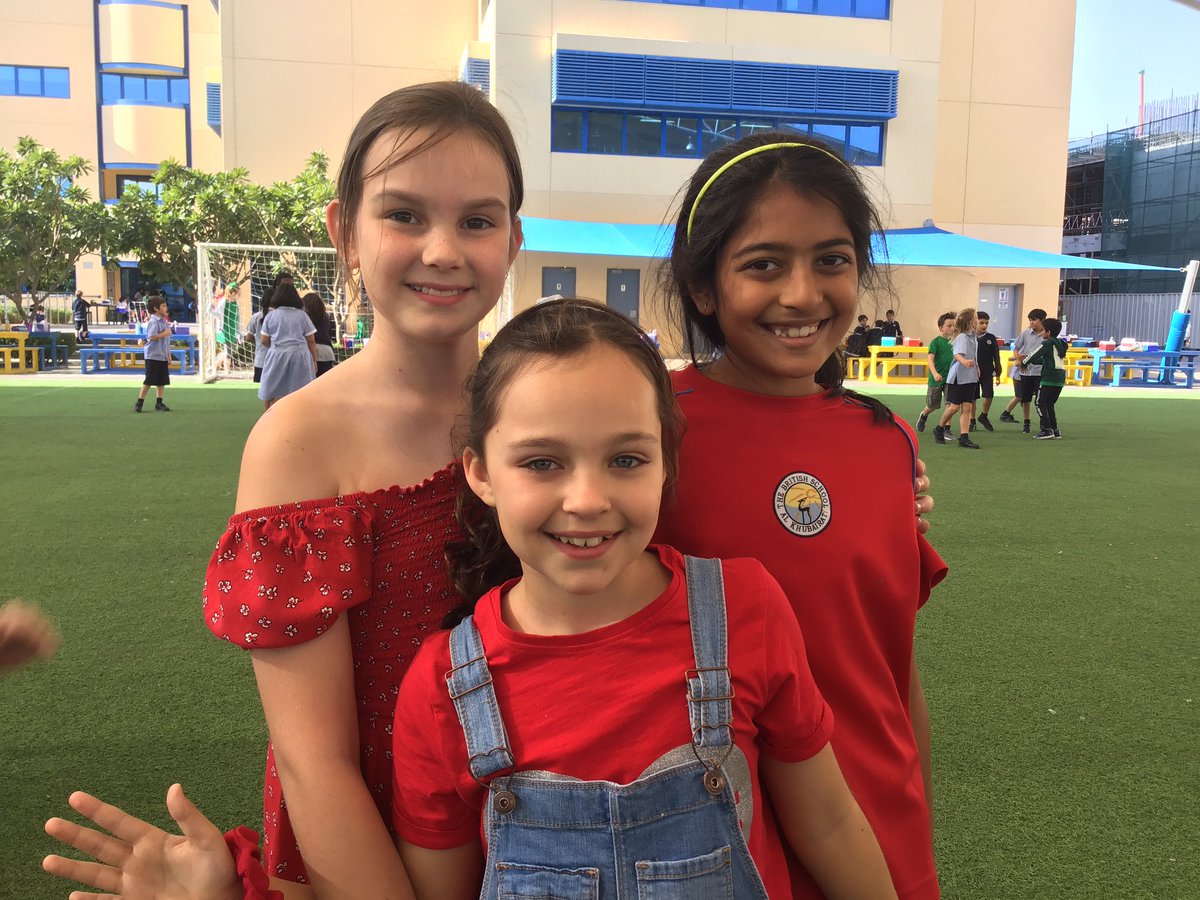 BSAKfalcon's tweet photo. First 2020 House Colour day so well done to the joint winners fabulous falcons and delightful dhabis! @BSAKfalcon @dhabihouse @BSAKcormorant @BSAKoryx  @BSAKprimary https://t.co/XMWFwaoMDY