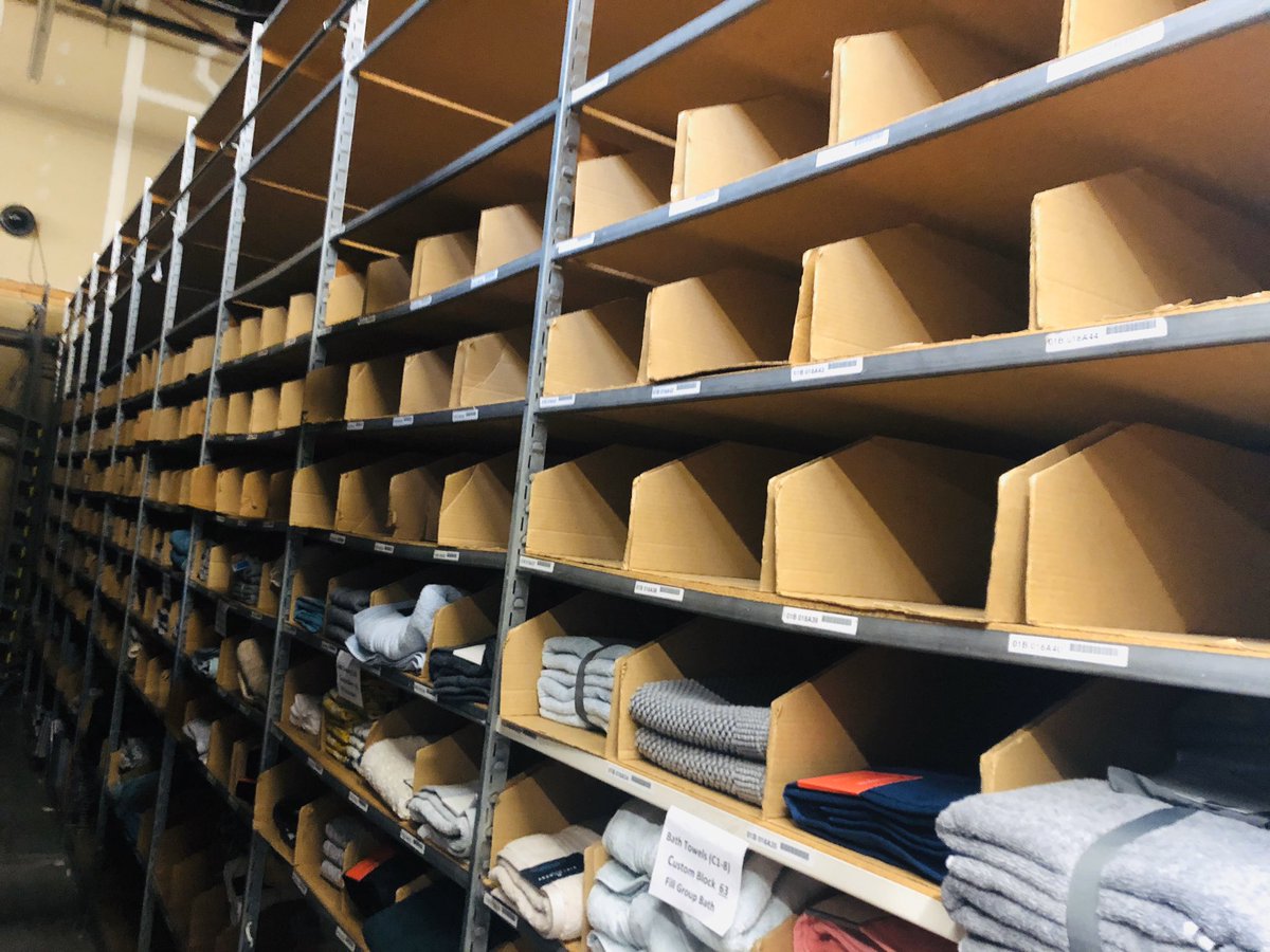 These DBOs keep pushing each other to take it to the next level. More and more and more boxless n’ ladderless at T1072. #goodbyecasepackshellosales #g190 @I_Tob26 <a href="/Jake2934/">Jake Oney</a> <a href="/KellySakai1/">Kelly Pergram</a>