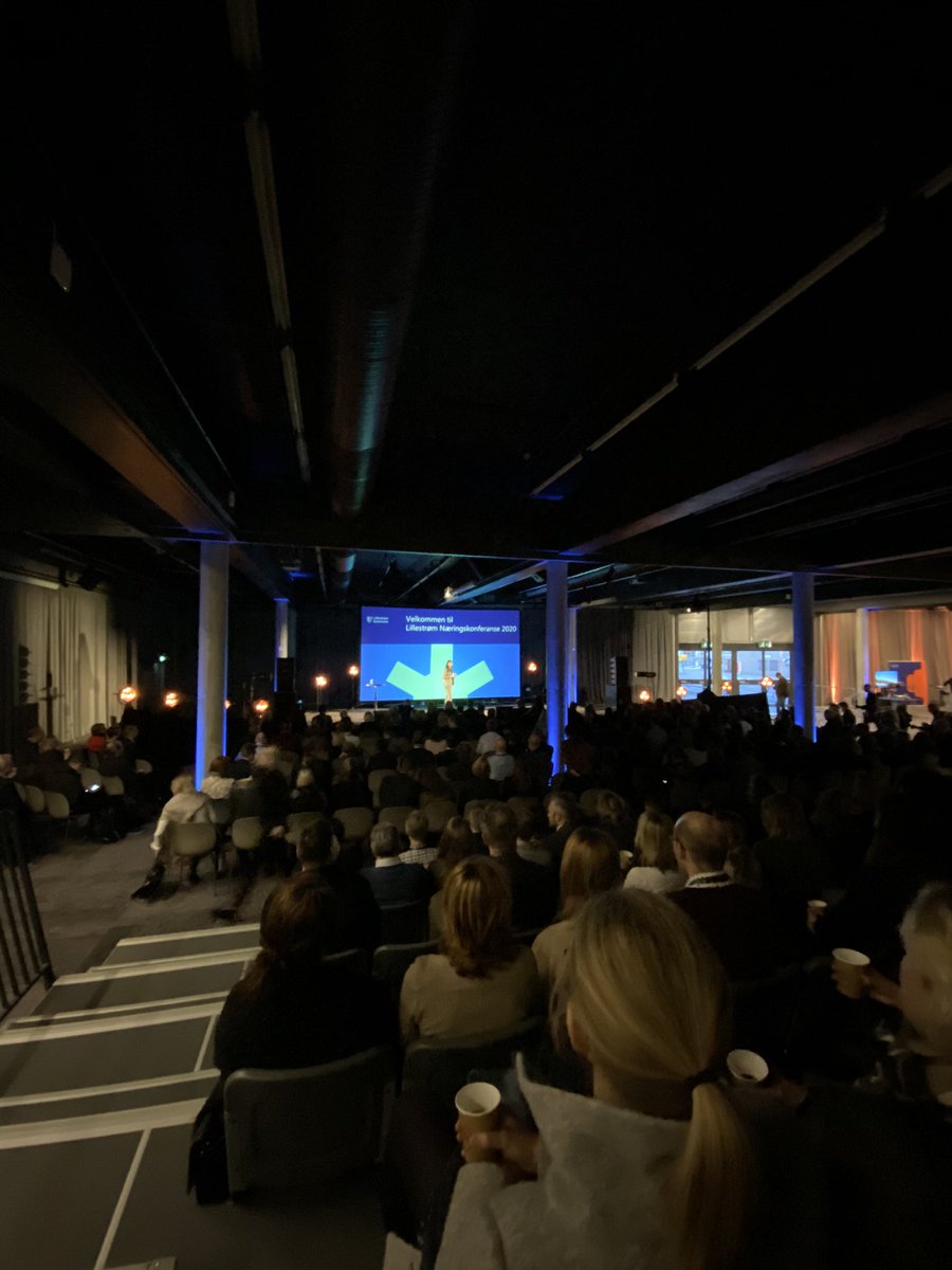inaefranzen's tweet photo. På Lillestrøm Næringskonferanse for å lære mer om hvordan kommune og næringsliv kan jobbe bedre sammen 👏🏼 #lillestrøm https://t.co/WdV2DlWfAT