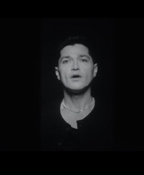 isa_abrantes's tweet image. This is stunning guys 😭😭😭 youtu.be/cD1OCuCp8yo #RunThroughWalls #thescript #thescriptofficial @thescript @TheScript_Danny @GlenOfThePower