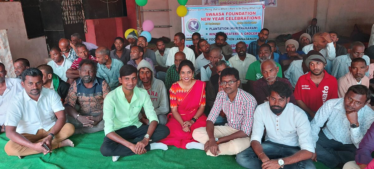 KALYANIGORRE's tweet photo. #SwaasaFoundation #KalyaniGorre
#NewYearCelebrations2020 #01January2020 #MatrudevobhavaOrphanage https://t.co/fMuLGujOoa