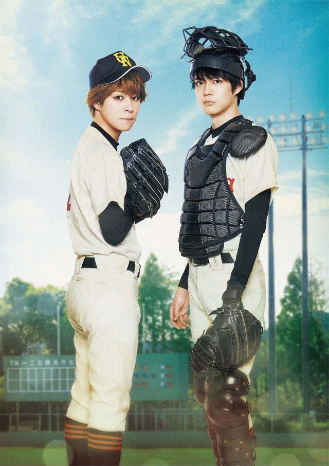 oofuri_stage's tweet photo. ▷メインビジュアル公開しました！

初めて出会った春、そして半年経った秋。
三橋と阿部、そして榛名と秋丸。
ただ勝つためだけではない、人間ドラマを描きます。
どうぞご期待ください！

#おお振り https://t.co/QSndTLtk64