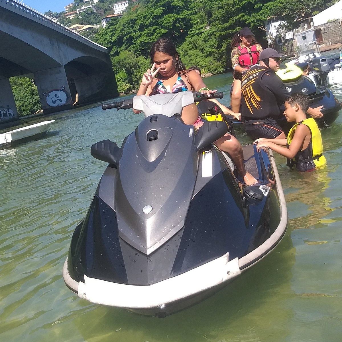 Vick_Morais1's tweet photo. Hoje é o dia do amor da minha vida , meu estresse diário pq ela é chatinha,mimada e tem síndrome de RYCAAA🤦‍♀️😂
Gratidão a Deus pela vida da criança que nasceu de 7 meses,quase morreu mas lutou bravamente é tá aqui completado 10 anos 😍
Parabéns pro meu MILAGRE de Deus #Jamilly😇 https://t.co/q0rCll9iLG